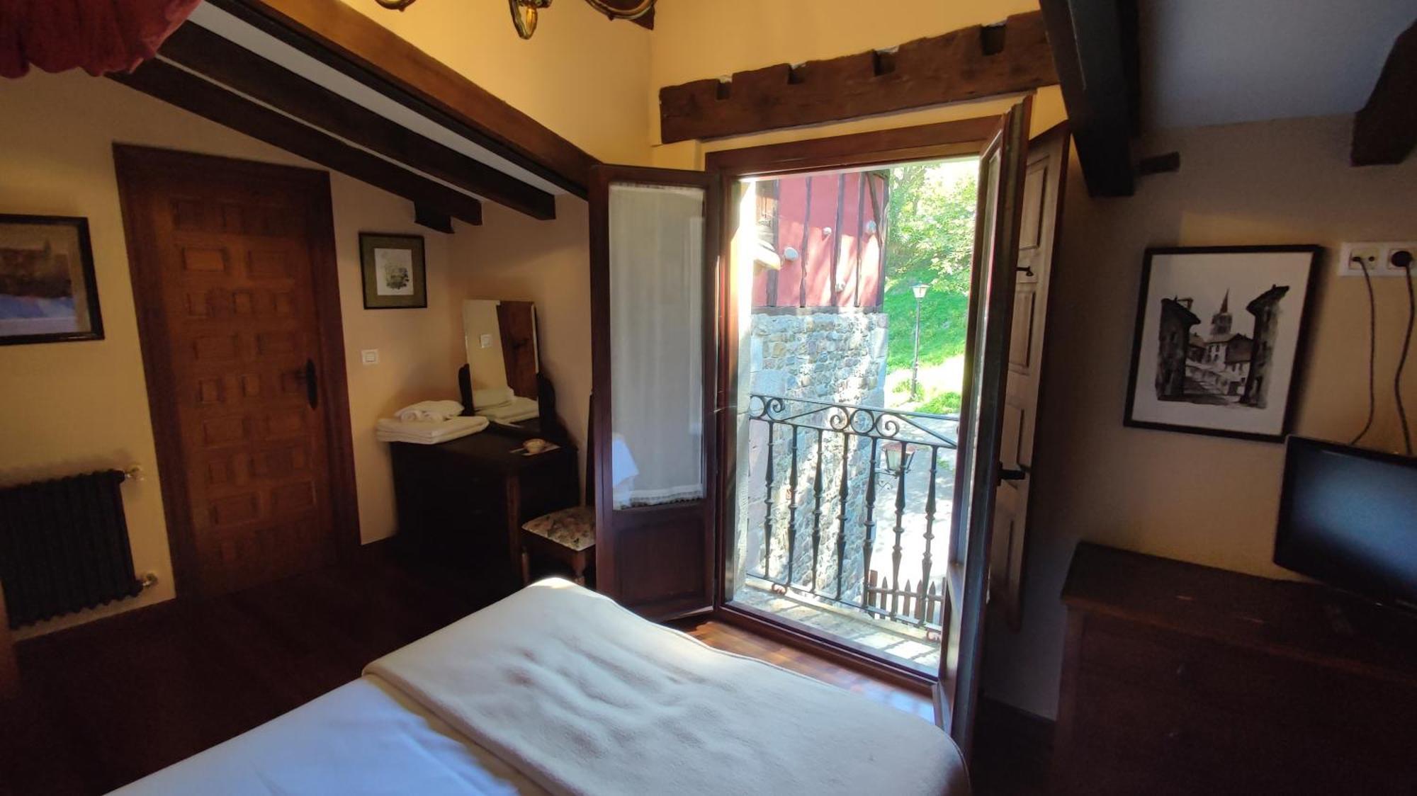 Casona De La Torre Hotel Ruente